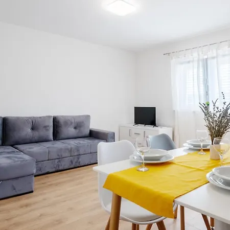 Vuletic Apartment Neum